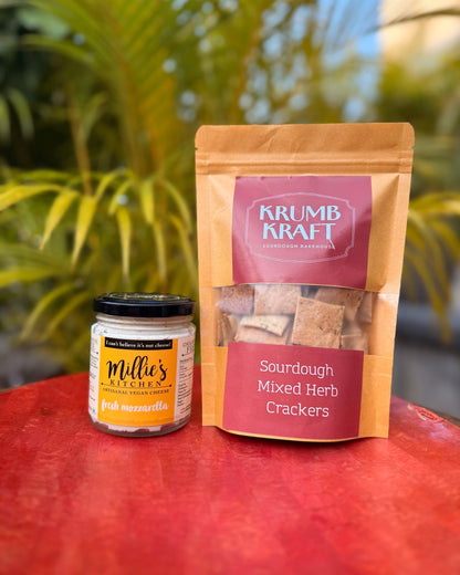 Mozzarella Cheese + Cracker Combo